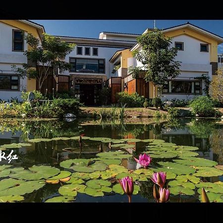 山花映水紅莊園民宿 Apartment Yuemei Exterior photo